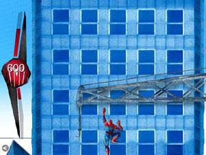 蜘蛛侠爬高楼