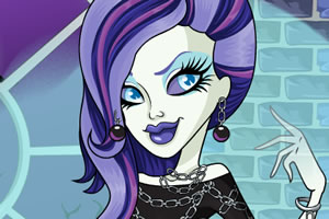 紫发怪物魔女